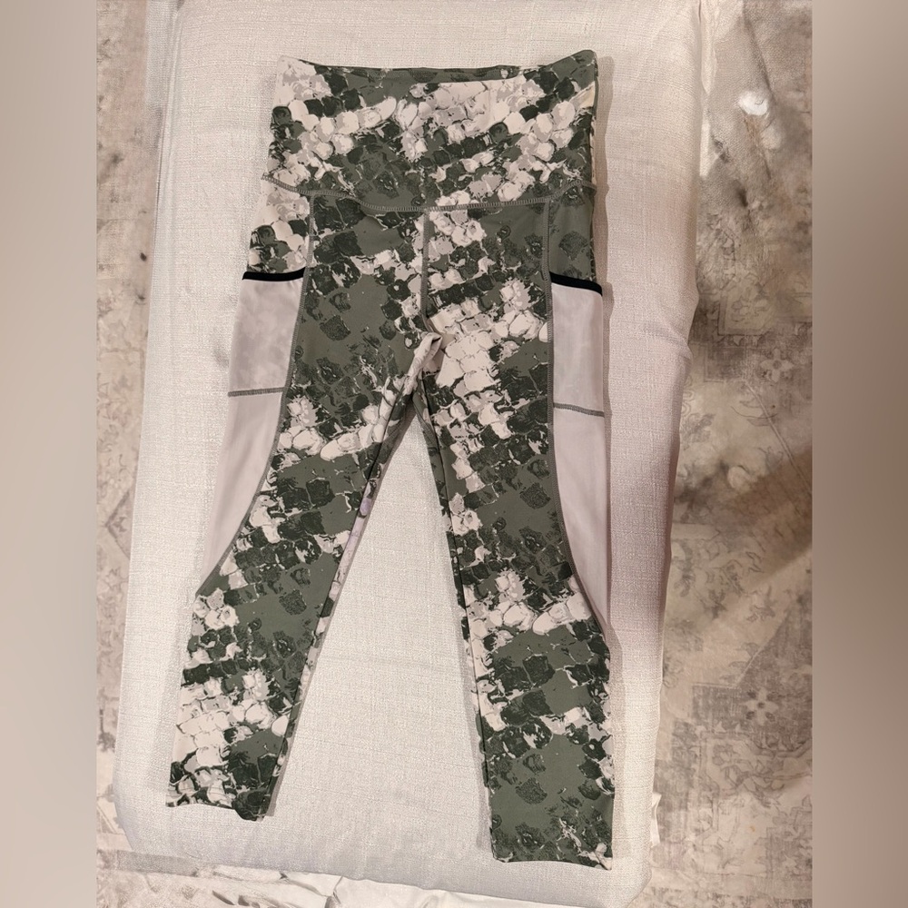 TKO Olive Green & White Marble Active Leggings